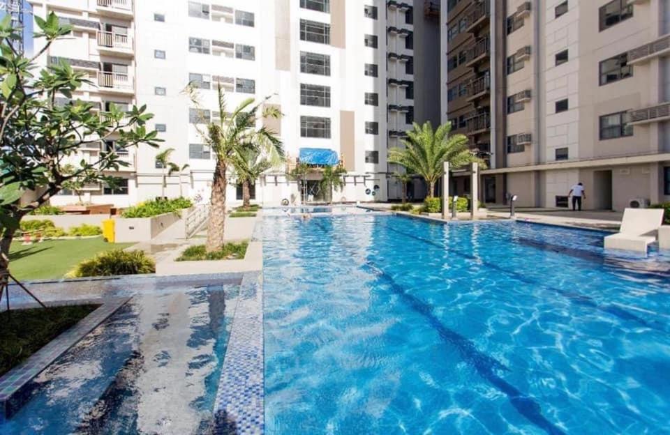 Horizon 101 A1 Shortwalk Robinson Mall Mango Square Bars Free Pool Appartement Cebu Buitenkant foto